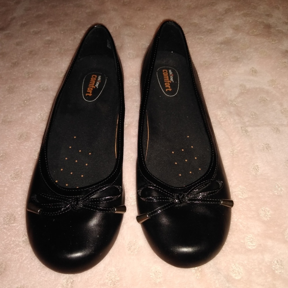 Women's size 10 Comfort Safety-Step Black Flats